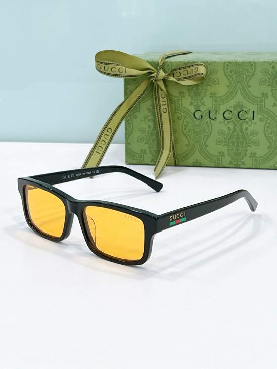 Picture of Gucci Sunglasses _SKUfw79120358fw